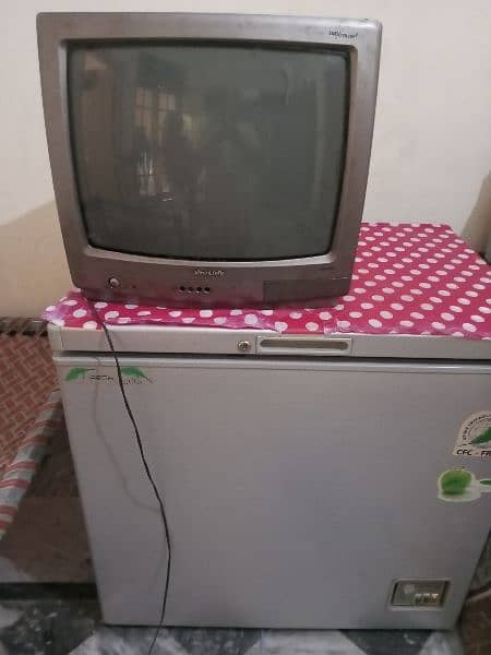 Phillips TV for sale in Islamabad 3
