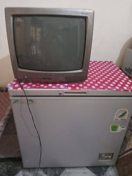 Phillips TV for sale in Islamabad 4