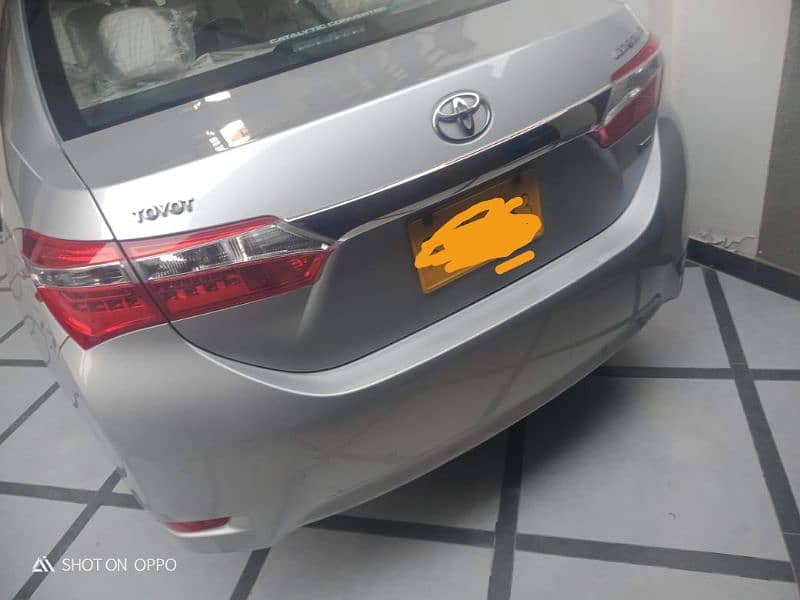 Toyota Corolla GLI 2016 bumper to bumper orignal guranted 1