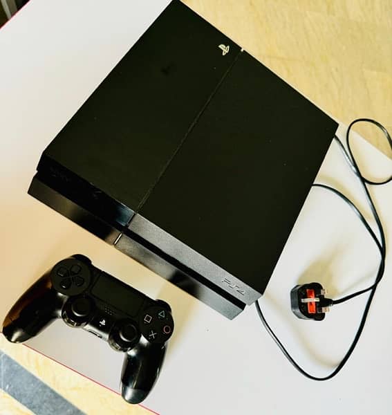 PS4 In a very good Condition for sale 0