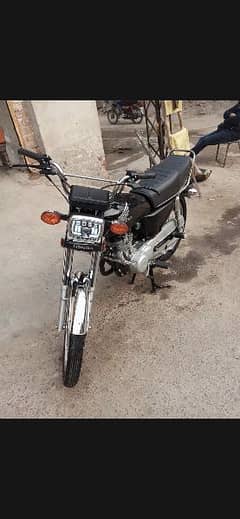 Honda 125 Black 1999 Model