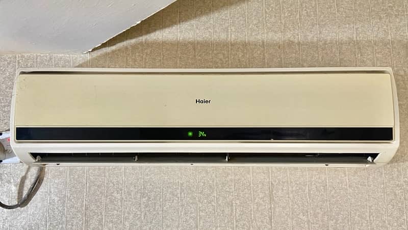 1.5 ton HAIER AC for SALE 0