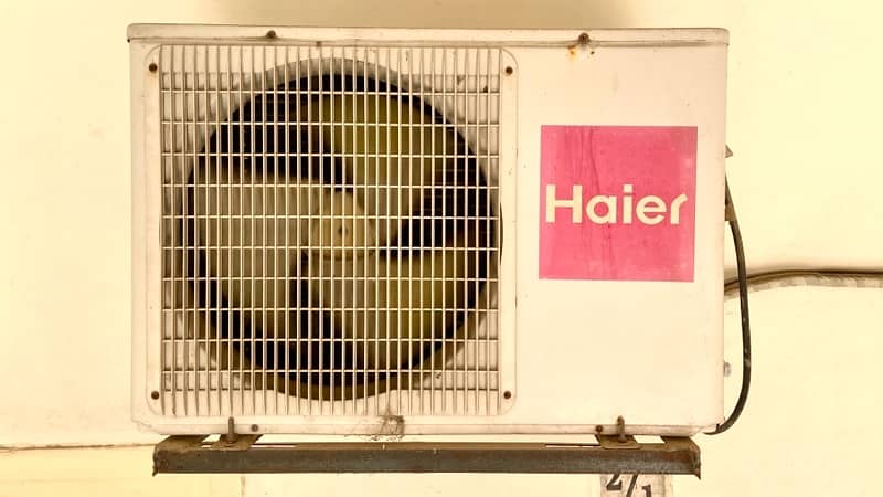 1.5 ton HAIER AC for SALE 3