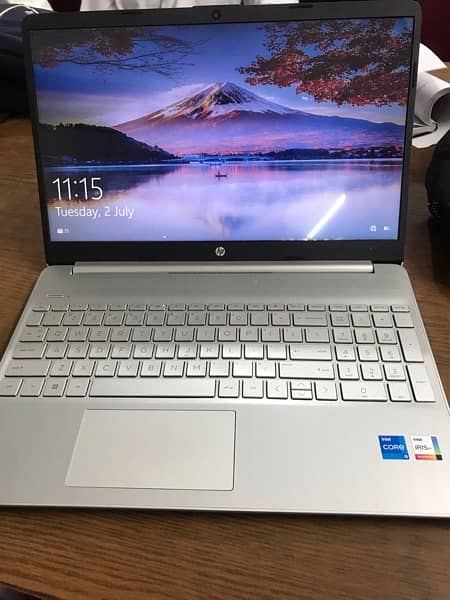 Laptop for sale (Core i5 12 Gen , 8GB DDR4 , 512 GB SSD} 2