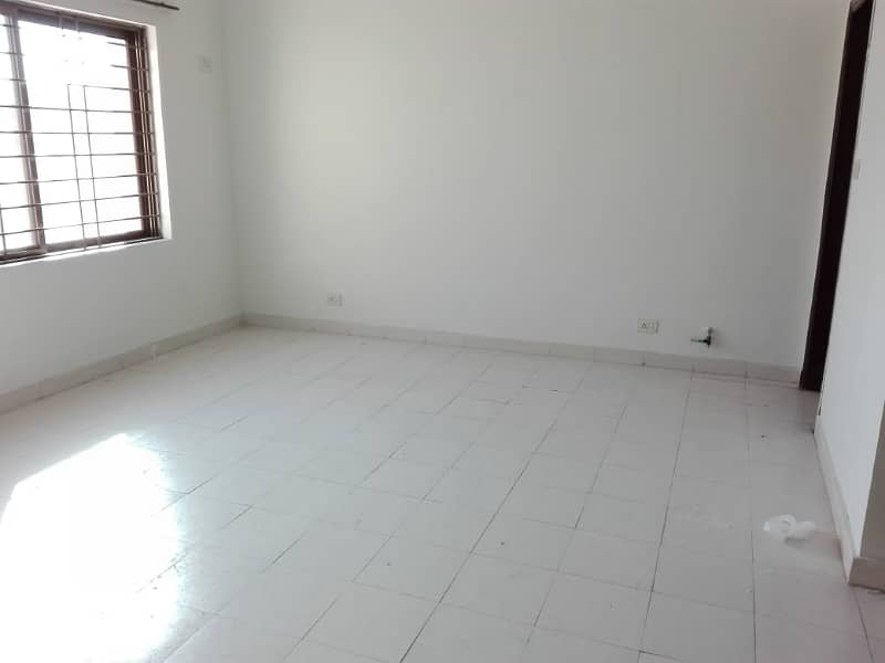 5 Bed House For Sale In Askari 14 Sec A 12