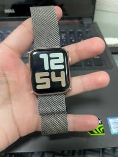 Apple Watch Series 4 40mm Gold 0