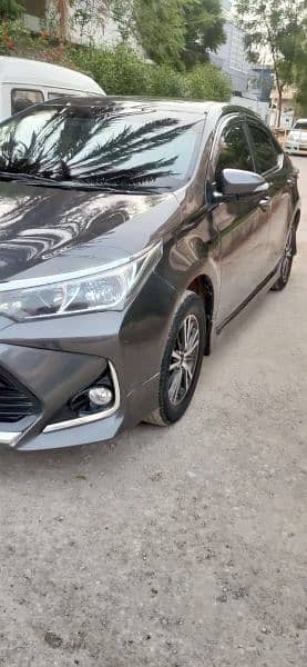 Urgent Sale Toyota Corolla GLI 2017 9