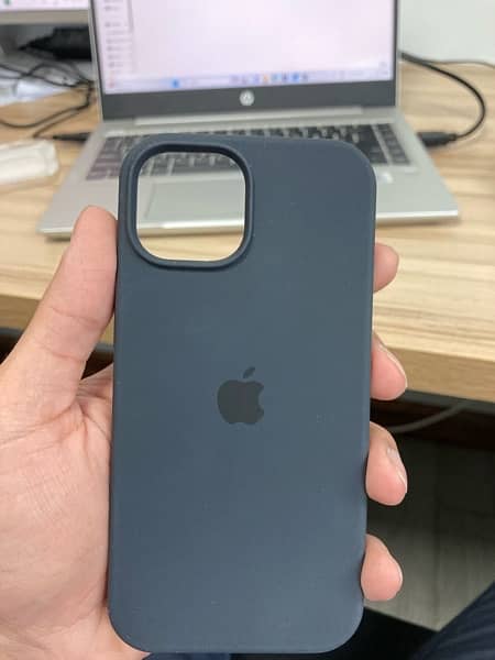 iPhone 15 Silicon Case 0