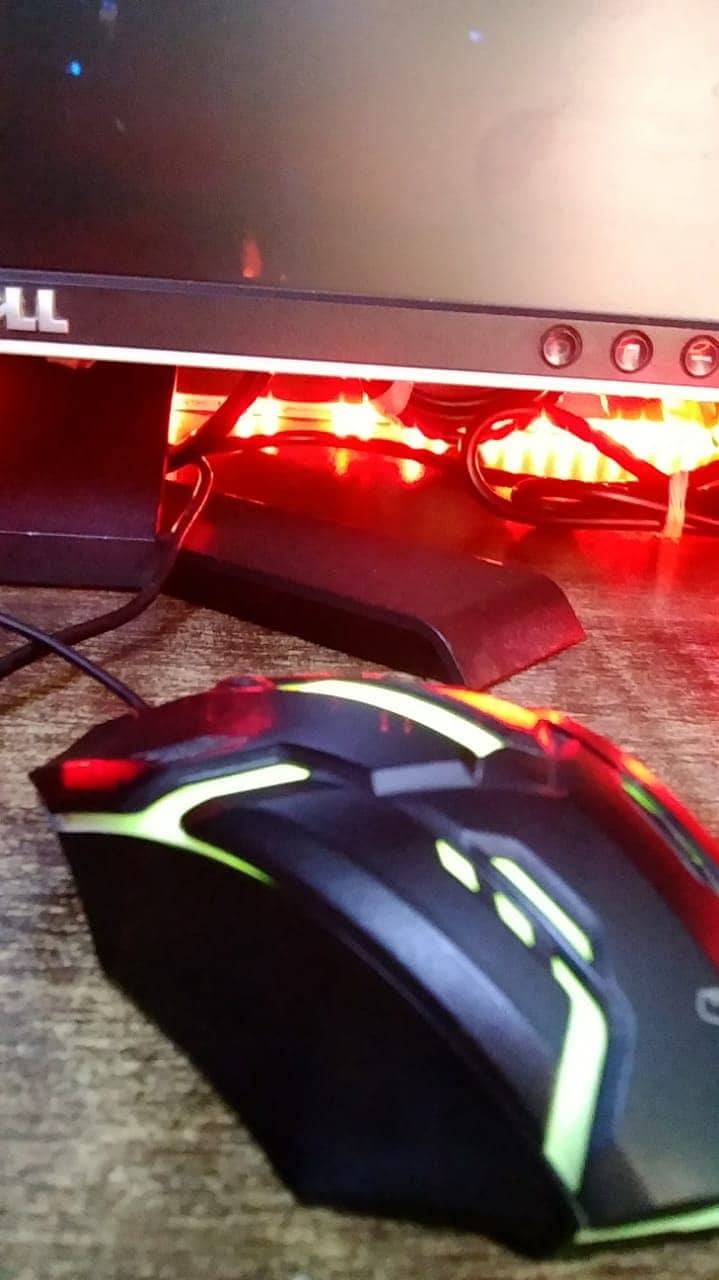 gaming mouse 1