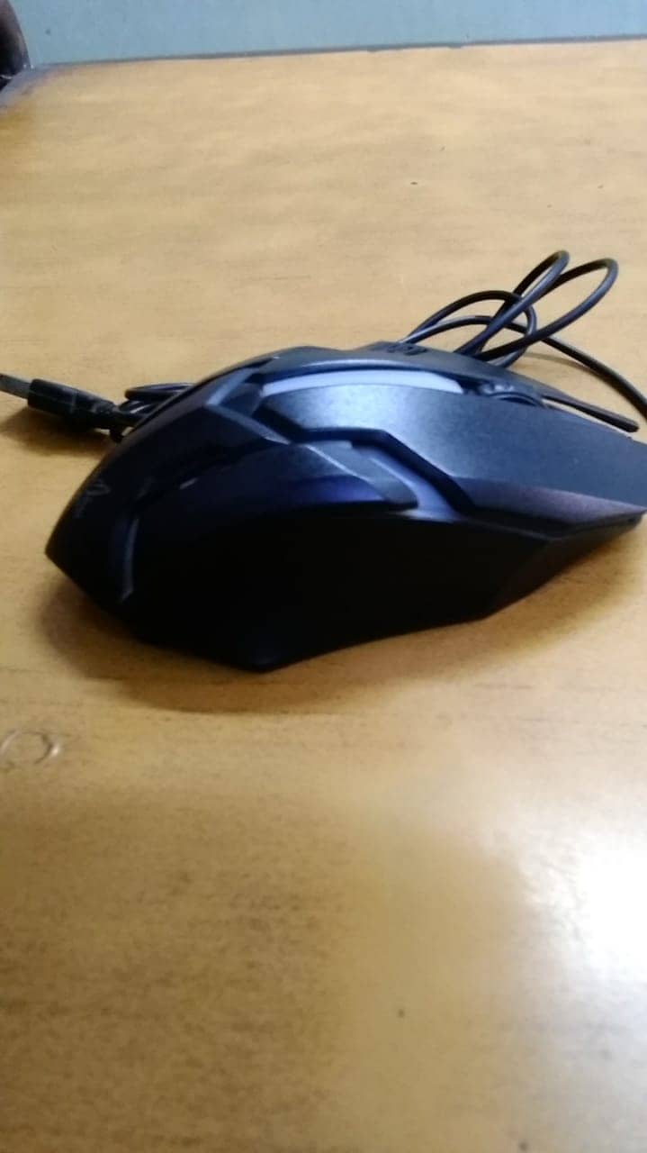 gaming mouse 4