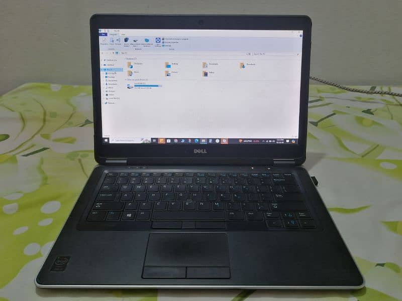 Dell Latitude E7440 Core i5 4th Gen. Laptop 3