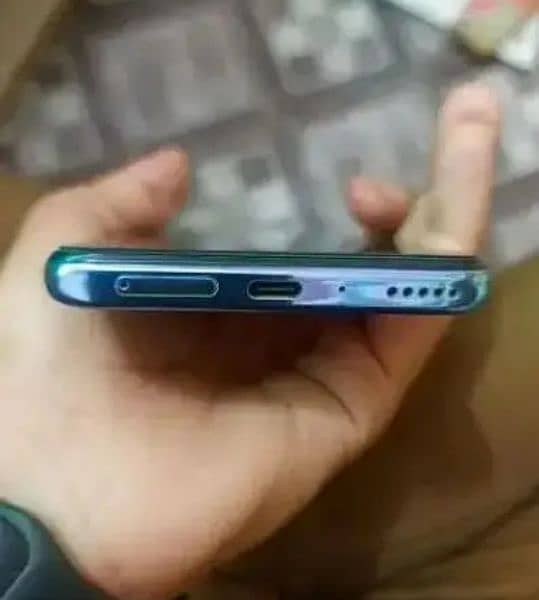 Huawei y9a 8 128 daba charger be sath 2