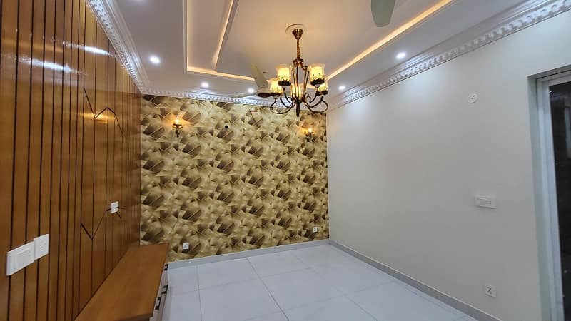 10 Marla Luxury First Entry House For Sale In Bahira Town Lahore 17