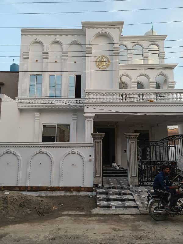 10 Marla Brand New House For Sale In Tech Town Satiana Road 18