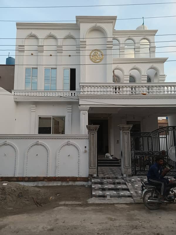 10 Marla Brand New House For Sale In Tech Town Satiana Road 22