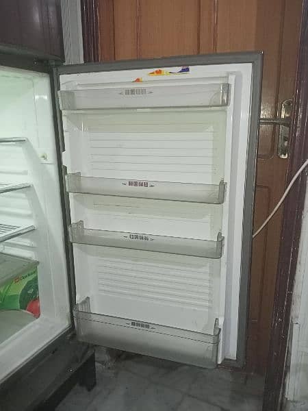 Dawlance 14ft fridge 2