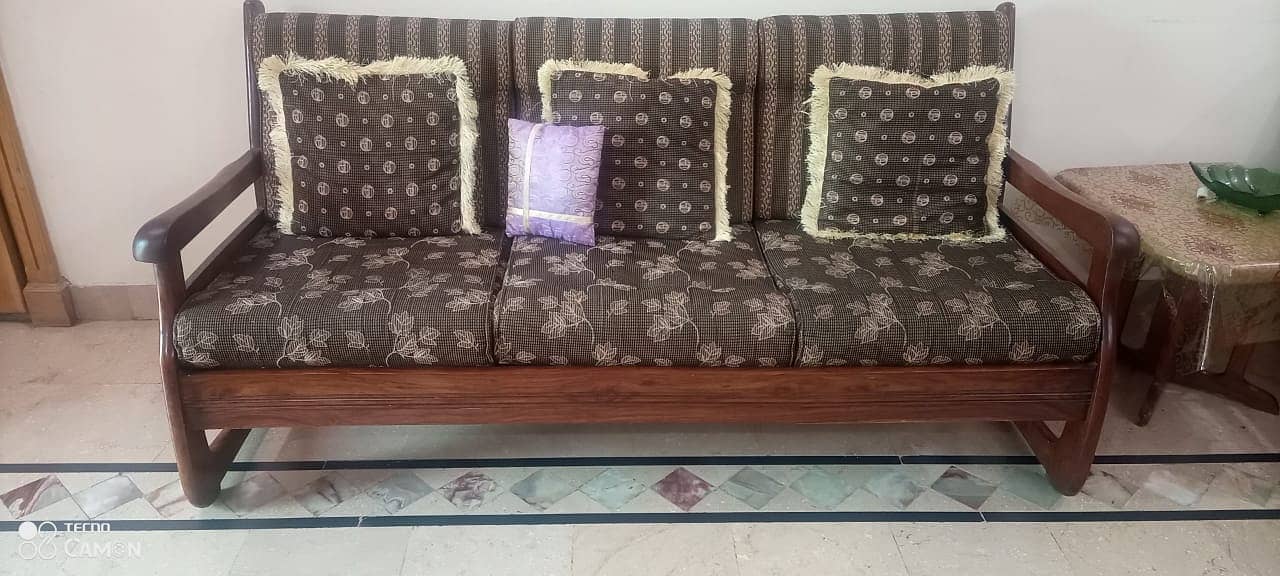 Sofa-7 Plus 6 seater total 13 seater 4