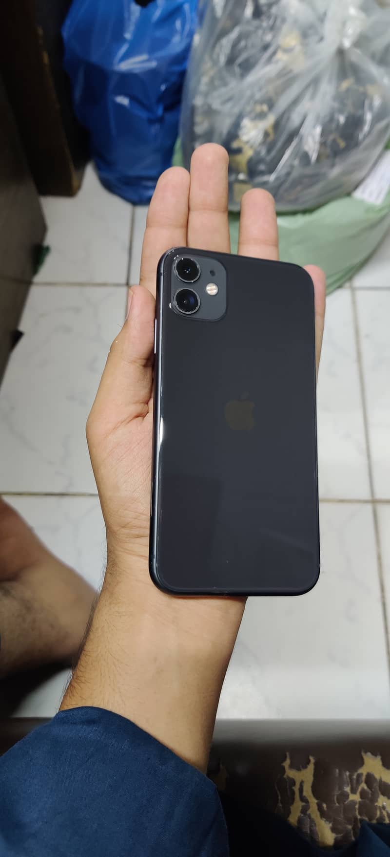 iphone 11 Pta approved 256 gb 0