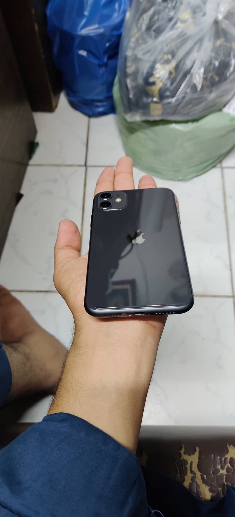 iphone 11 Pta approved 256 gb 2