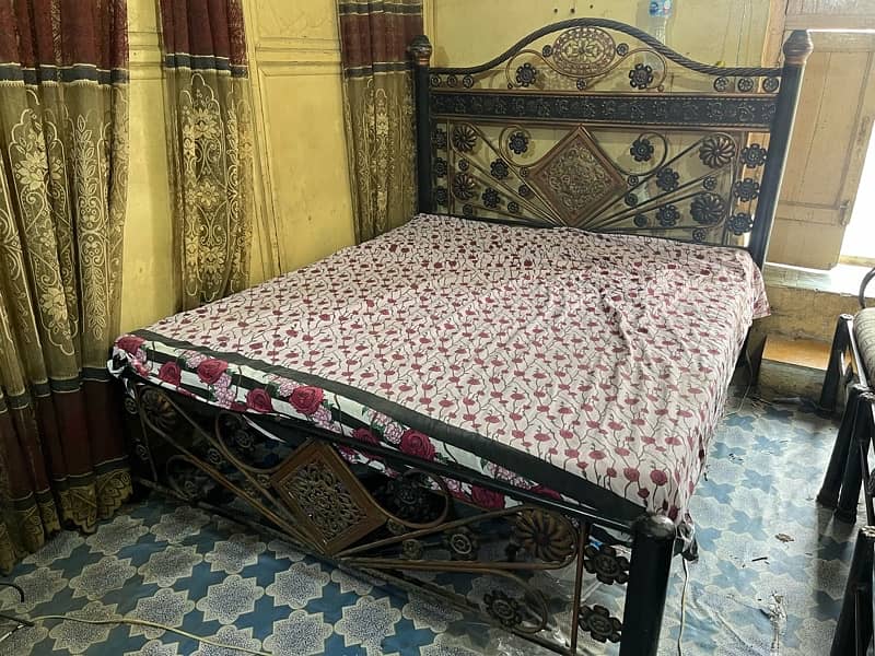 queen bed and soofa set 2