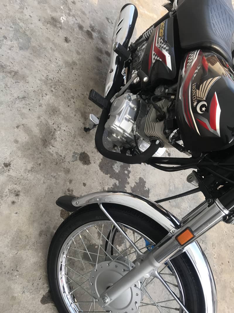 Honda CG 125 2024 4