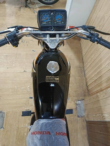 HONDA CG125 MODEL 2018 6