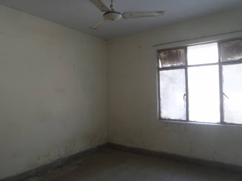 Flat Is Available For Sale In Askari 14 5