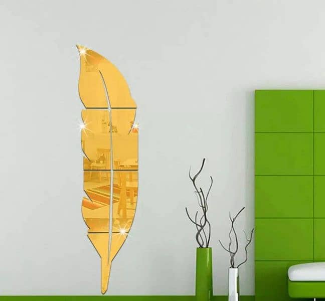 Leaf Shaped Wall Mirror, Golden 1