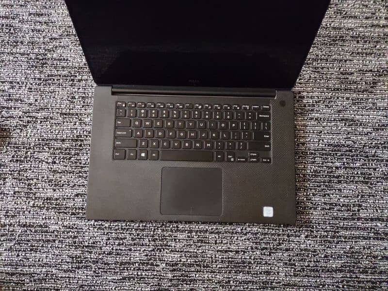 dell precision 5530 32/1tb excellent condition 2