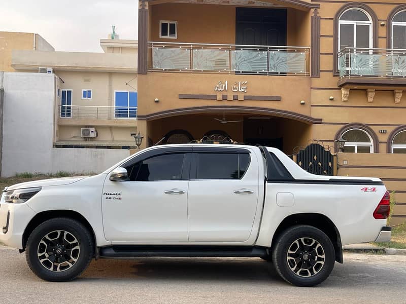 Toyota Hilux 2018 8