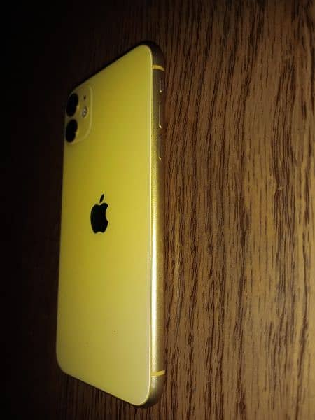 iphone 11, Yellow colour, JV 3