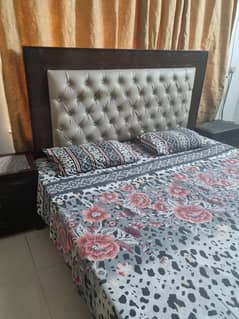 king size bed with 2 side tables 0