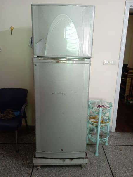 dawlance fridge 16 foot 0