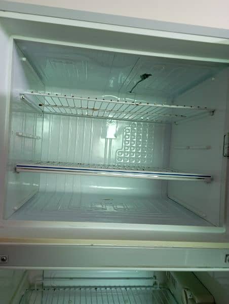 dawlance fridge 16 foot 7