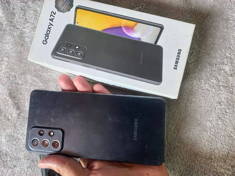 Samsung a72 with box and charger 2