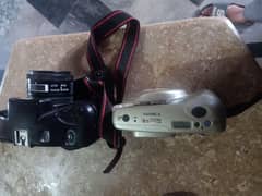 2 rear cameras Akita and yashica best condition