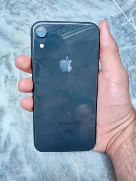 iphone xr 1