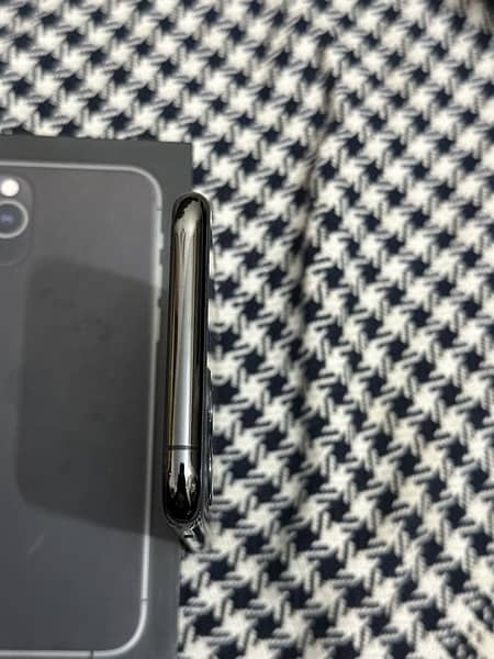 Apple iPhone 11 Pro 256Gb Factory Unlock 2