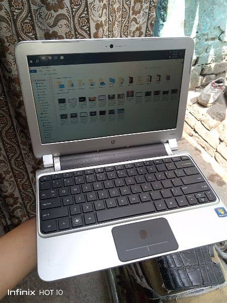 HP window 10 Pro laptop for sale 6gb Ram 320 GB memory 11