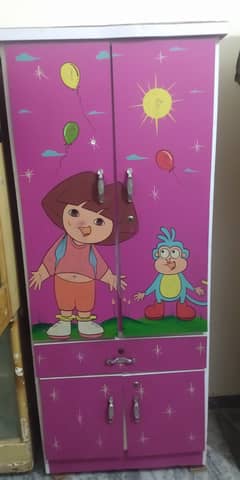 Dora cabinet