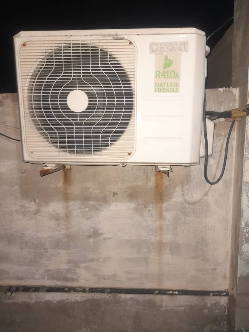 Orient Energy Saver AC for sale in Faisalabad just U band change. 6