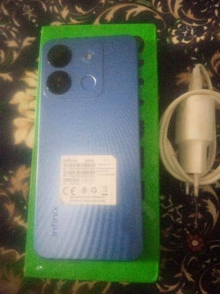 infinix smart 7 HD 4/ 64 0