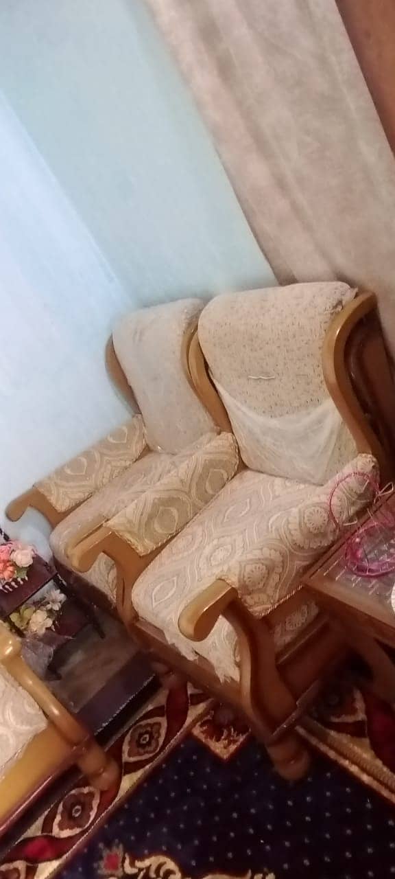 Complete Furniture Set very clean condition for sale 8