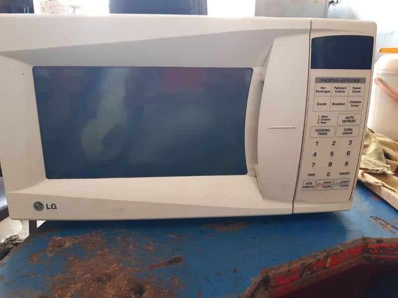 LG ka micro oven hai bahut Achcha chal raha hai 2