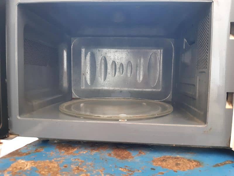 LG ka micro oven hai bahut Achcha chal raha hai 4