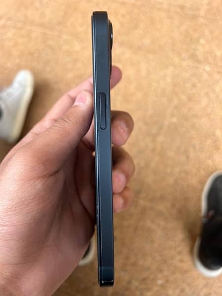 iphone 13 128 Gb factory unlock 5