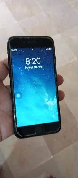 iphone 7 32 gb PTA Approve Factory unlocked 0