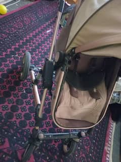 PRAM  : 1 year used pram