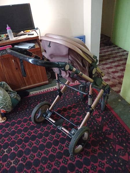 PRAM  : 1 year used pram 4