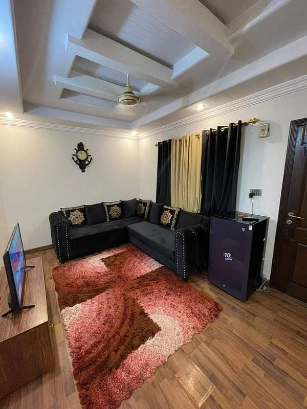 E11 daily basis furnished flat available for rent 5